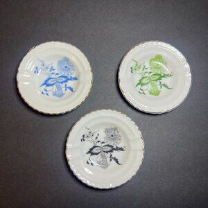 Vintage Set of 3 Davar Porcelain Japanese Floral Art & Gold Trim Round Ashtrays